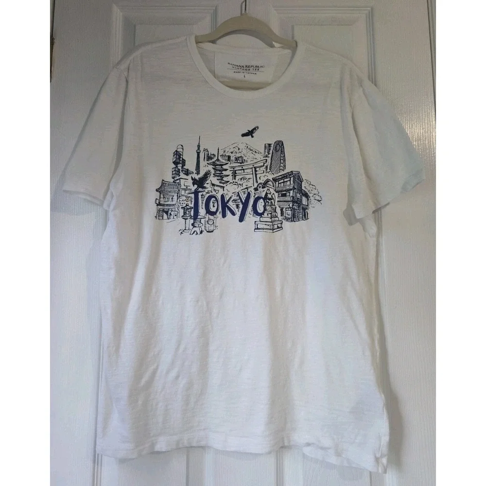 Banana Republic White Tokyo T-shirt Size L